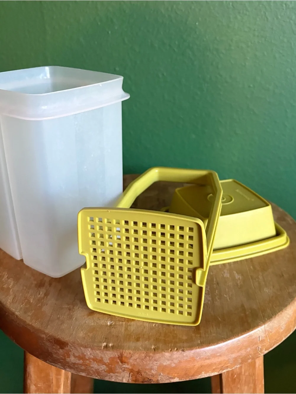 Vintage Tupperware Pickle Keeper known as 